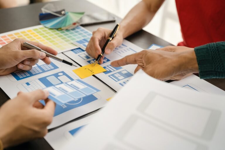 developer and ui designer brainstorming.